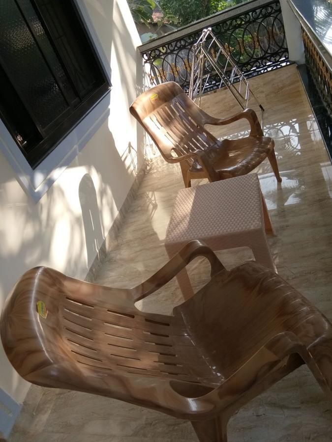 Shirley'S Guest House マヨルダ エクステリア 写真